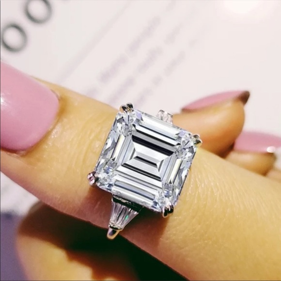 HUGE 9.5 CARAT ASSCHER ENGAGEMENT STATEMENT RING - Picture 2 of 6